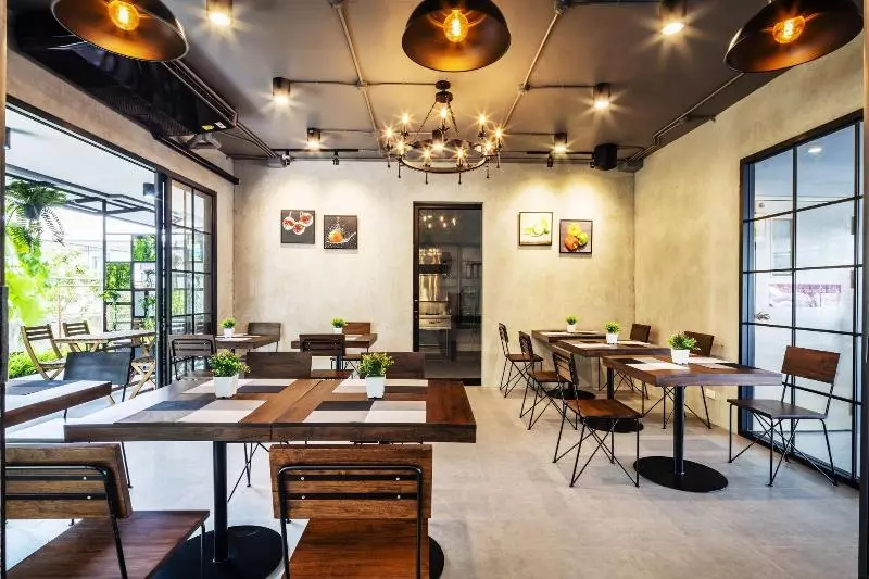 Livotel Express Hotel Bang Kruai Nonthaburi   No Parking