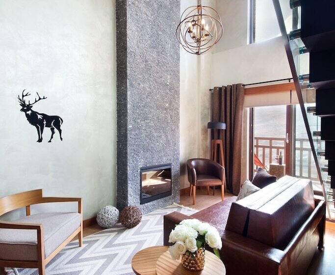 Magna Pivot Hotel Boutique Class