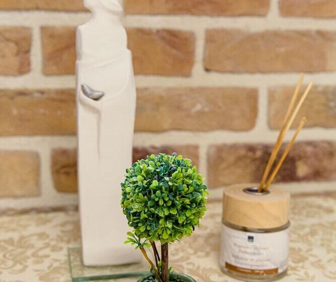 بنسيون Acticon Rooms Larnaca