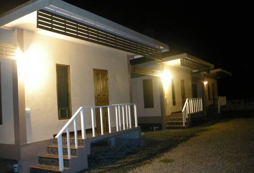 פנסיון Bansermsuk Resort