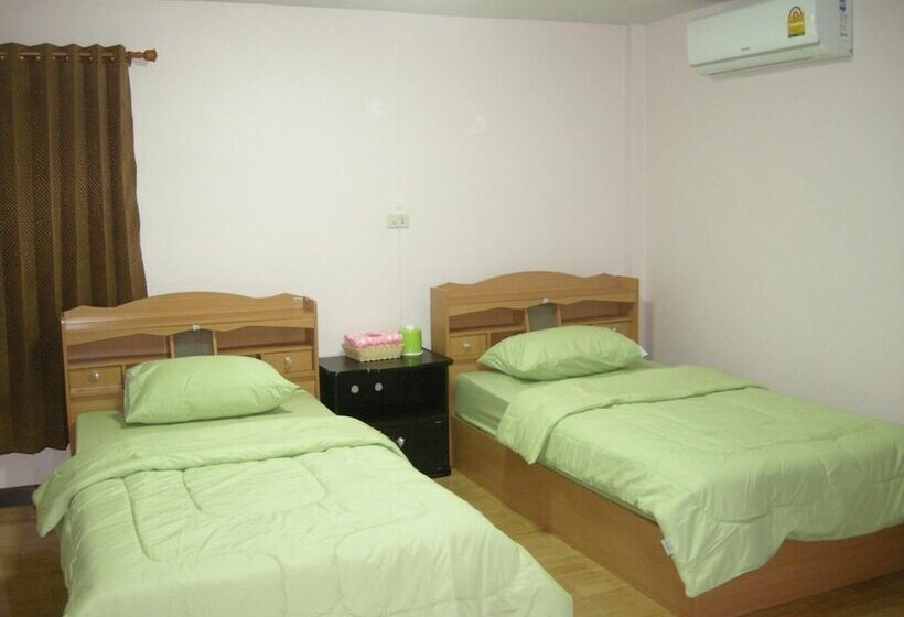 פנסיון Bansermsuk Resort