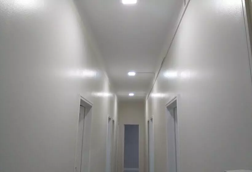 ペンション Come Inn Costa Caparica