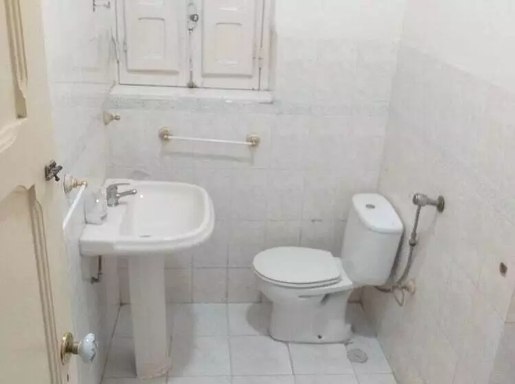 ペンション Come Inn Costa Caparica