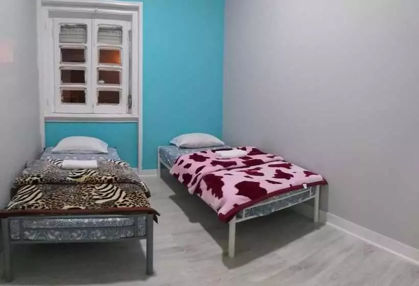 ペンション Come Inn Costa Caparica