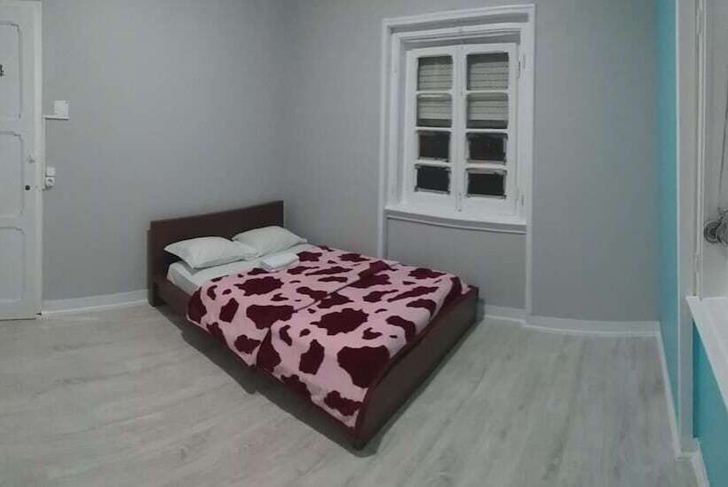 ペンション Come Inn Costa Caparica