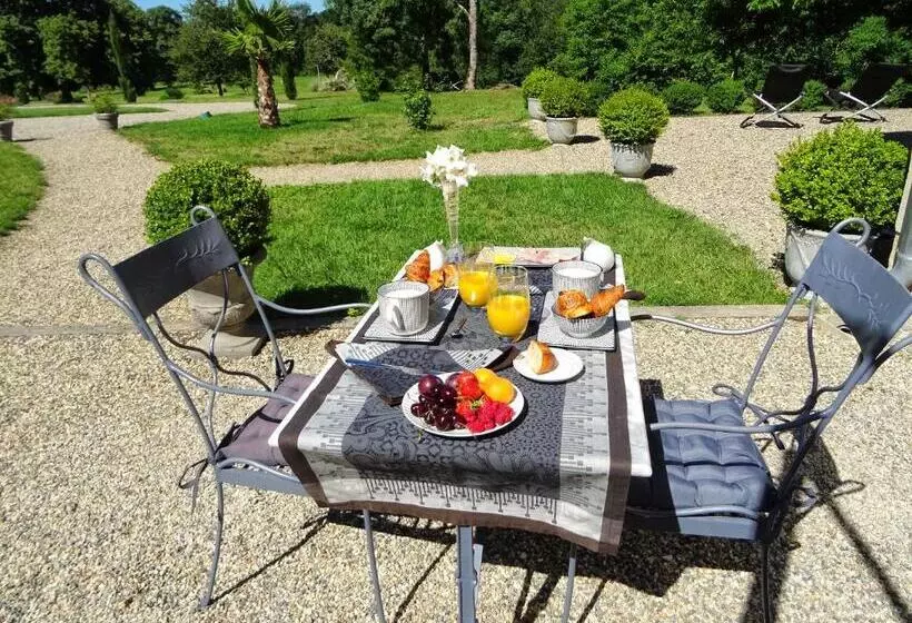 Majatalo Domaine La Bastide