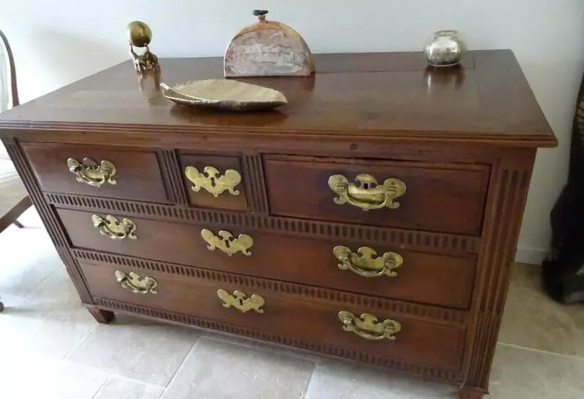 Majatalo Domaine La Bastide