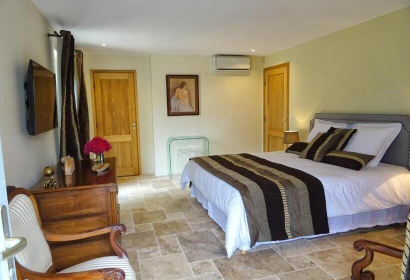 Пансион Domaine La Bastide