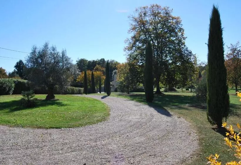 Majatalo Domaine La Bastide