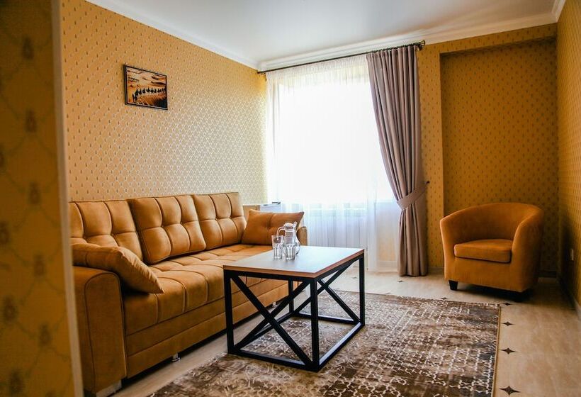 پانسیون Evropa