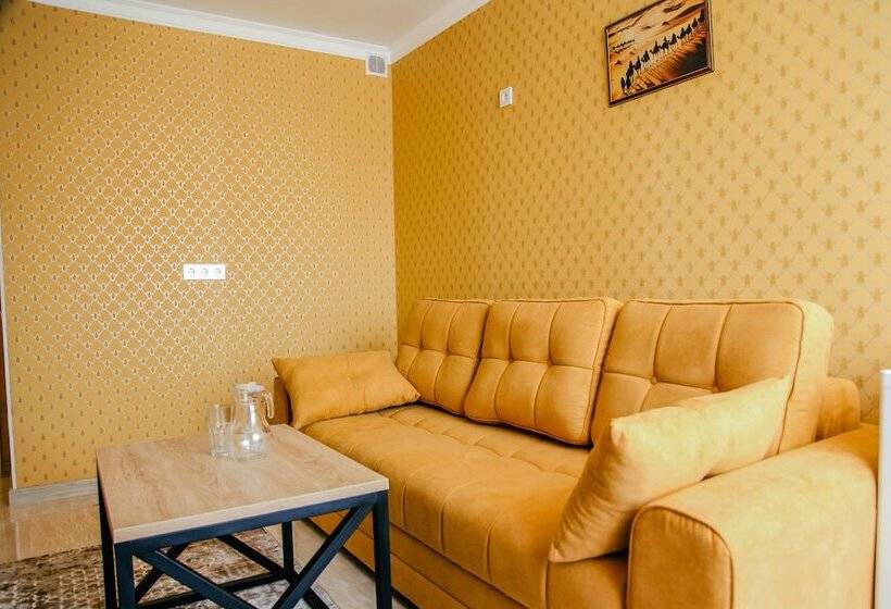 پانسیون Evropa