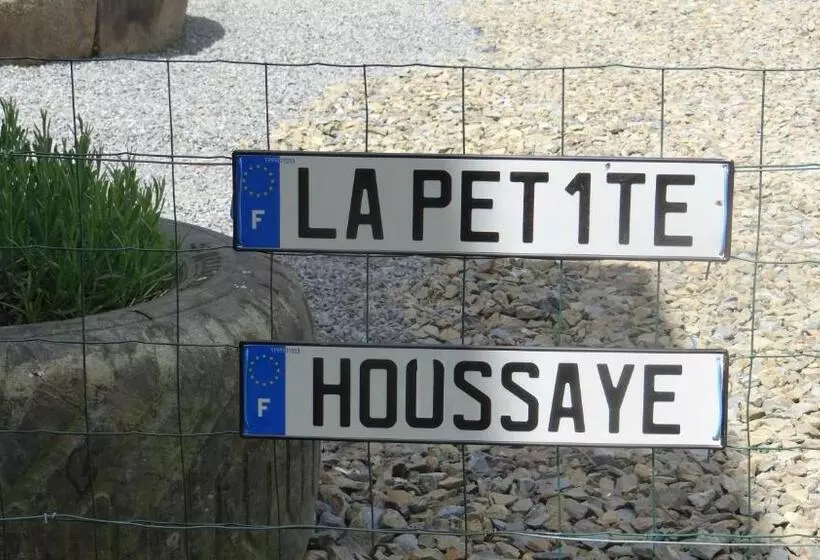 Majatalo La Petite Houssaye