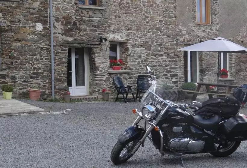 Majatalo La Petite Houssaye