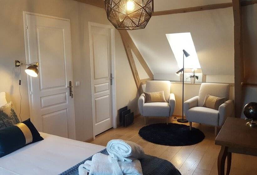 بنسيون La Porte Des Lacs