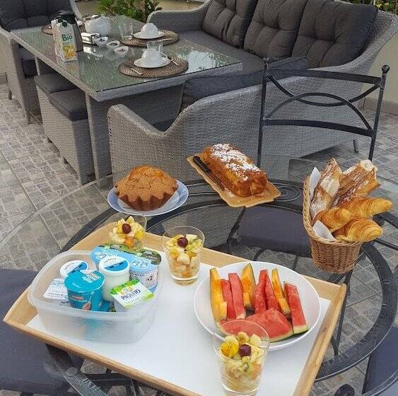 بنسيون La Porte Des Lacs