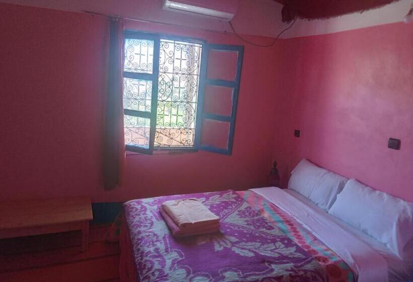 پانسیون Luna Del Fuego