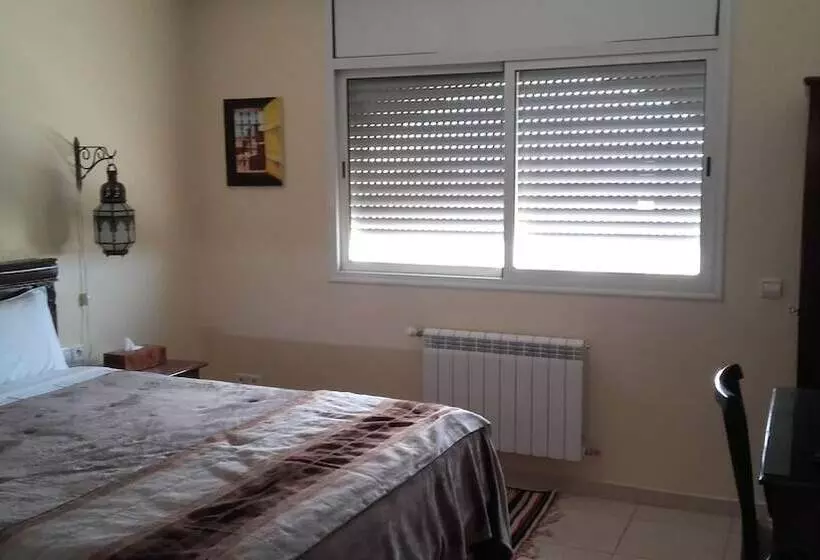 Majatalo Riad Tanjil