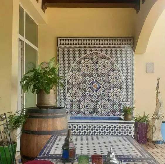 Majatalo Riad Tanjil
