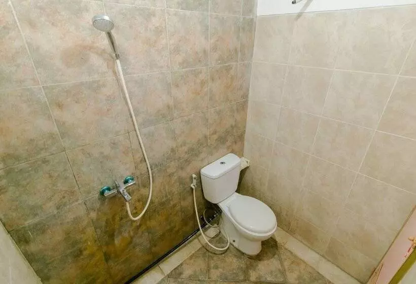 Retkeilymaja Amazon Homestay By Oyo Rooms