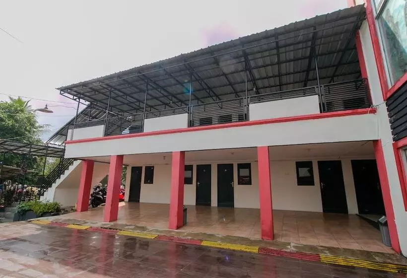 Retkeilymaja Amazon Homestay By Oyo Rooms