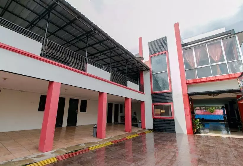 Retkeilymaja Amazon Homestay By Oyo Rooms