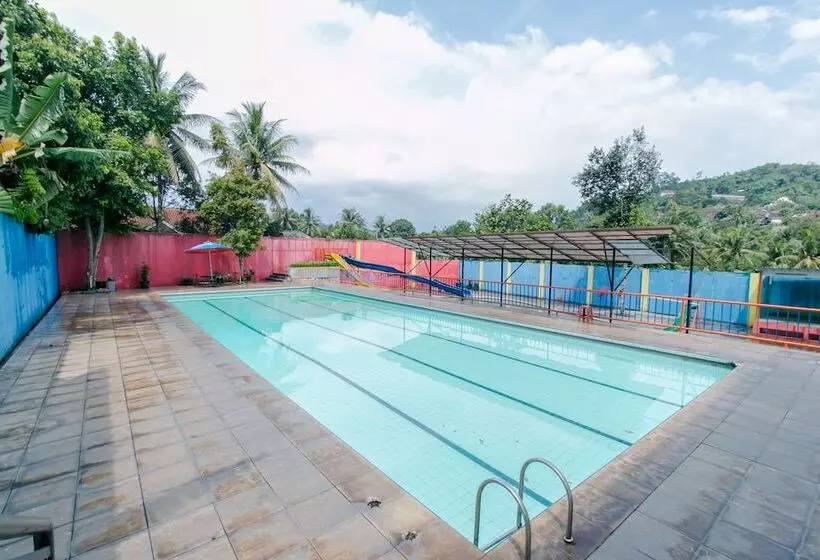 Retkeilymaja Amazon Homestay By Oyo Rooms