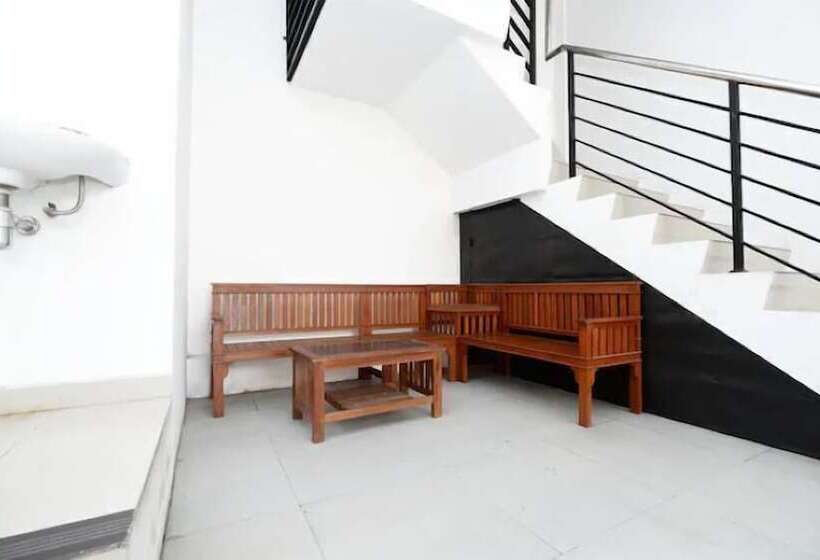 הוסטל Spot On 2026 Arta Residence