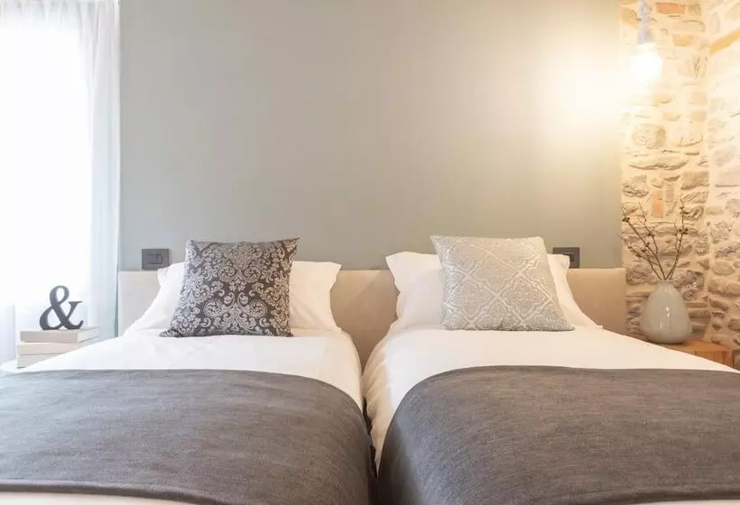 Aamiaismajoitus (B&B) Borgopetra