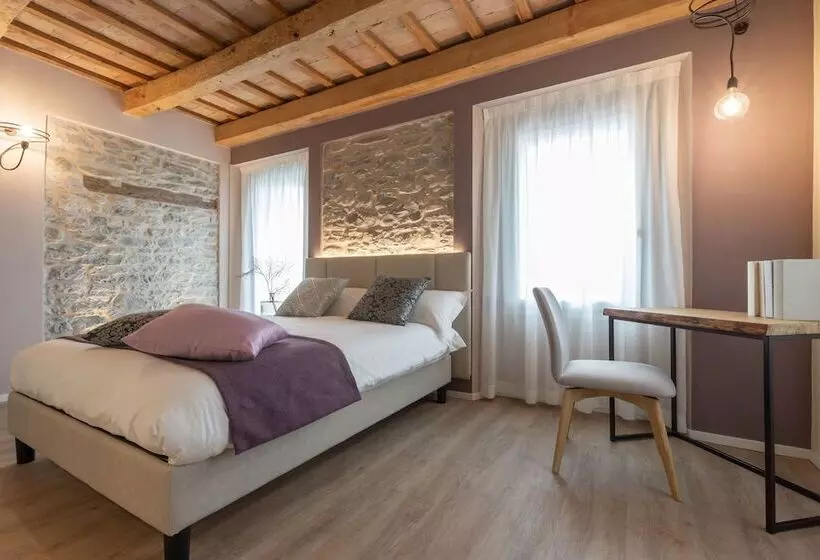 Aamiaismajoitus (B&B) Borgopetra