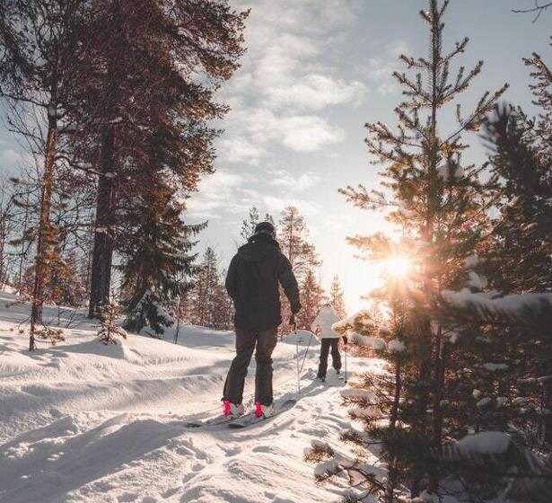 ベッドアンドブレックファースト Chambres Et Table D Hôtes La Combette