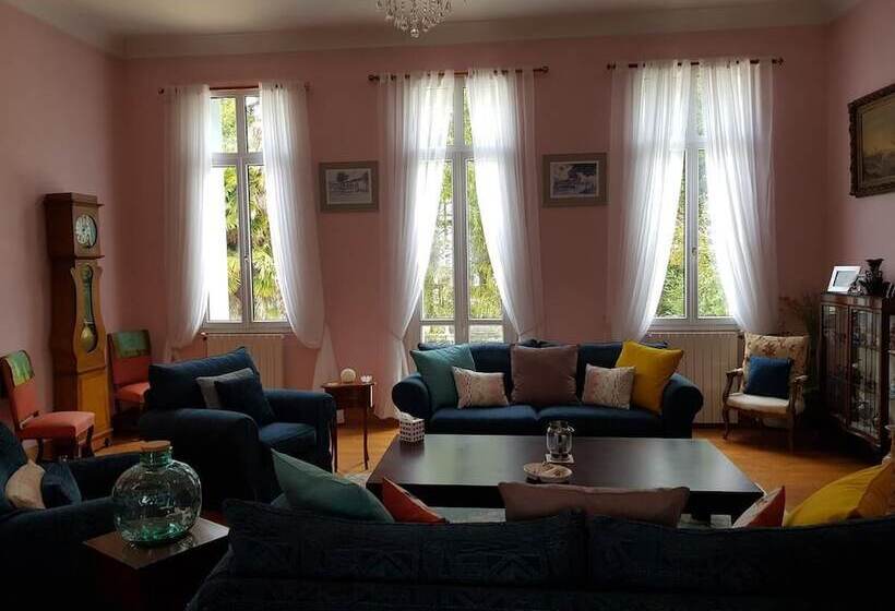 مبيت وإفطار Chateau De L Allee