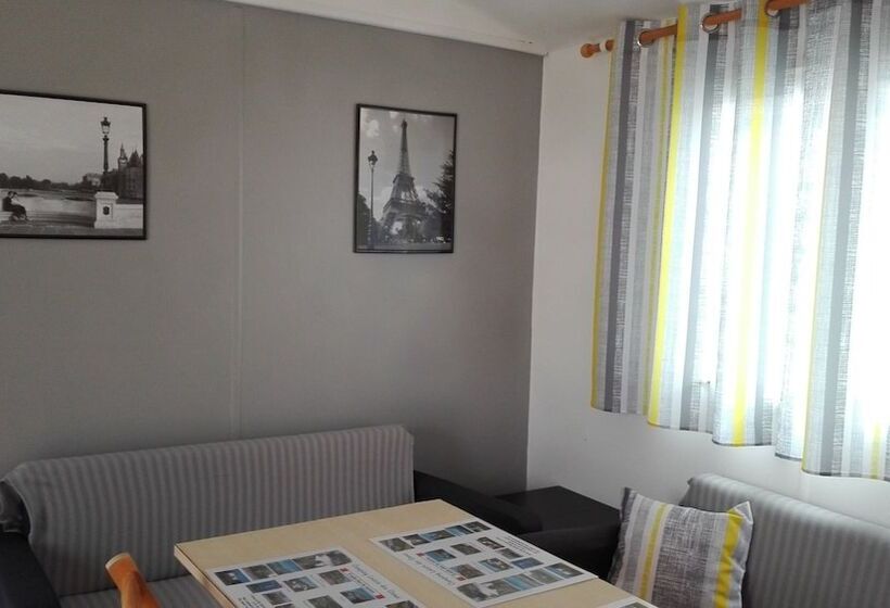 בית מלון כפרי Camping Loisirs Des Groux