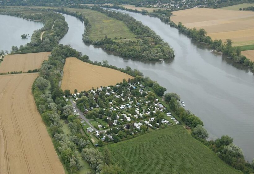 בית מלון כפרי Camping Loisirs Des Groux