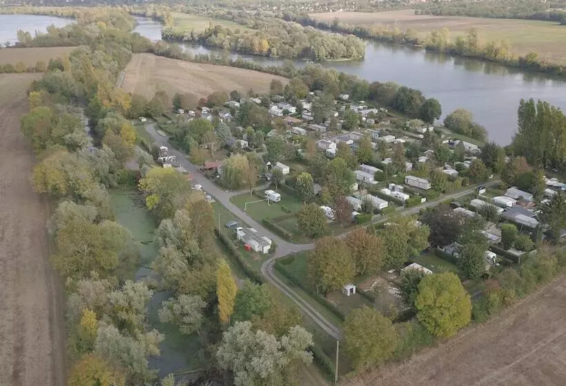ホテル Camping Loisirs Des Groux