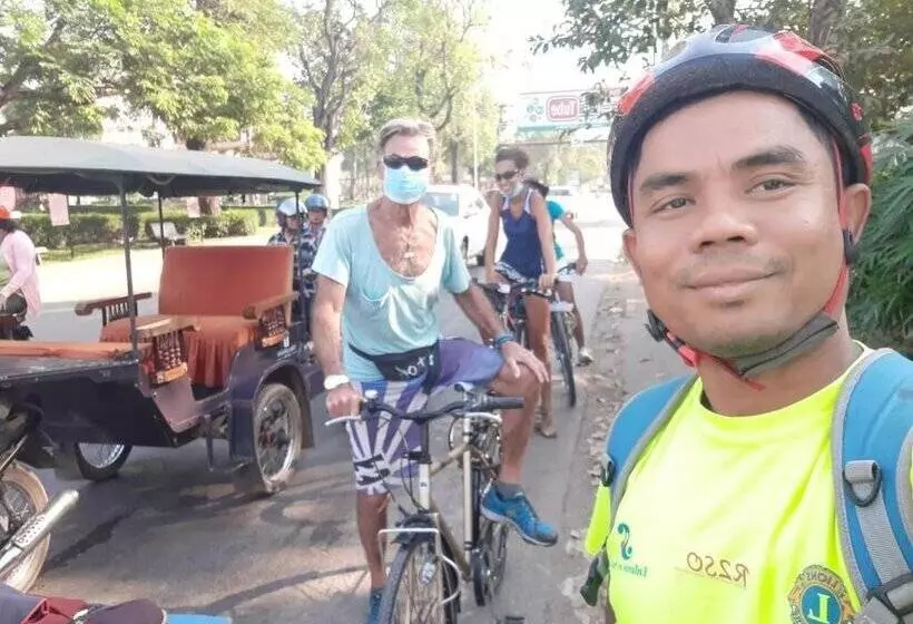 Hotelli Kakrona Pouk Homestay