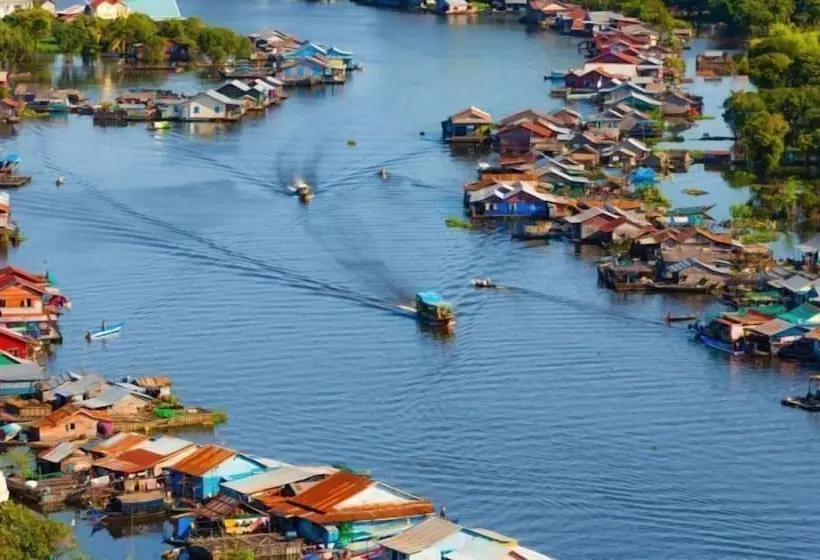 Hotelli Kakrona Pouk Homestay