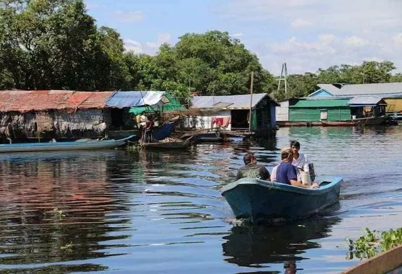 Hotelli Kakrona Pouk Homestay