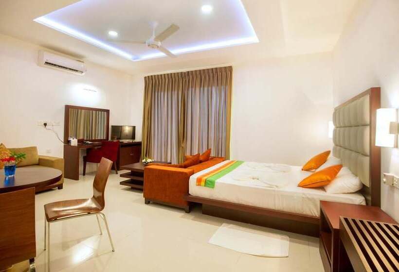 Hotel Lavendish Wild Safari Resort