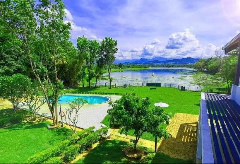 Hotelli Lavendish Wild Safari Resort