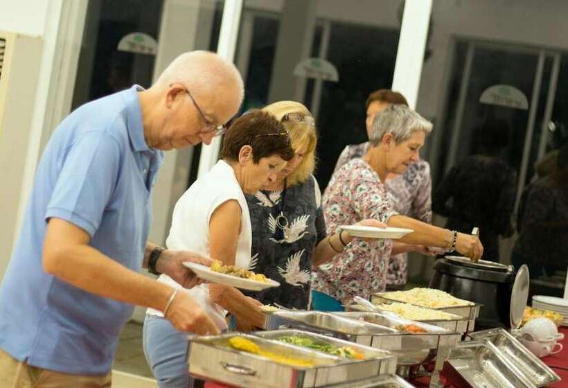 Hotel Lavendish Wild Safari Resort