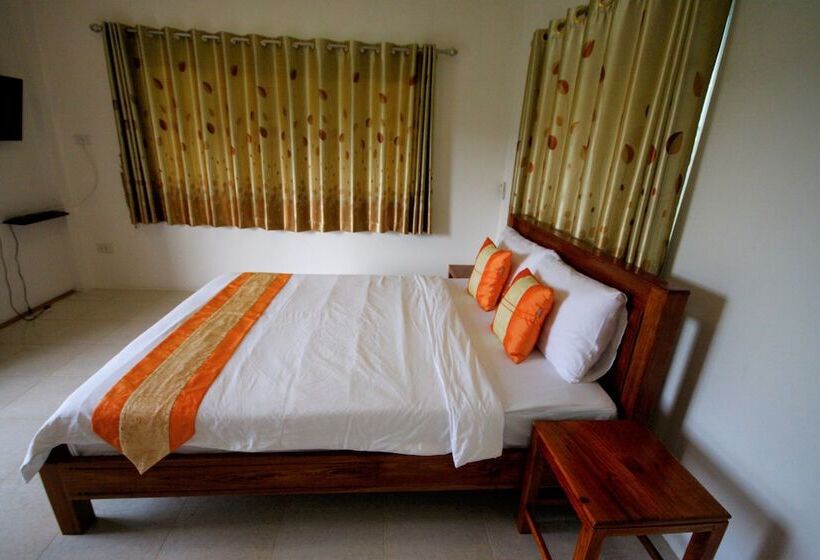 בית מלון כפרי Our Eco Farm