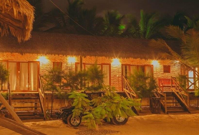 ホテル Palm Beach Chales & Resto