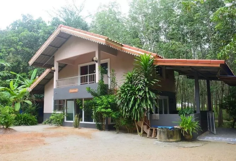ホテル Phetthongtan Garden