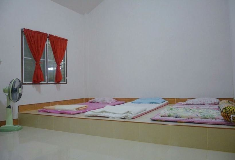 Hotel Phetthongtan Garden