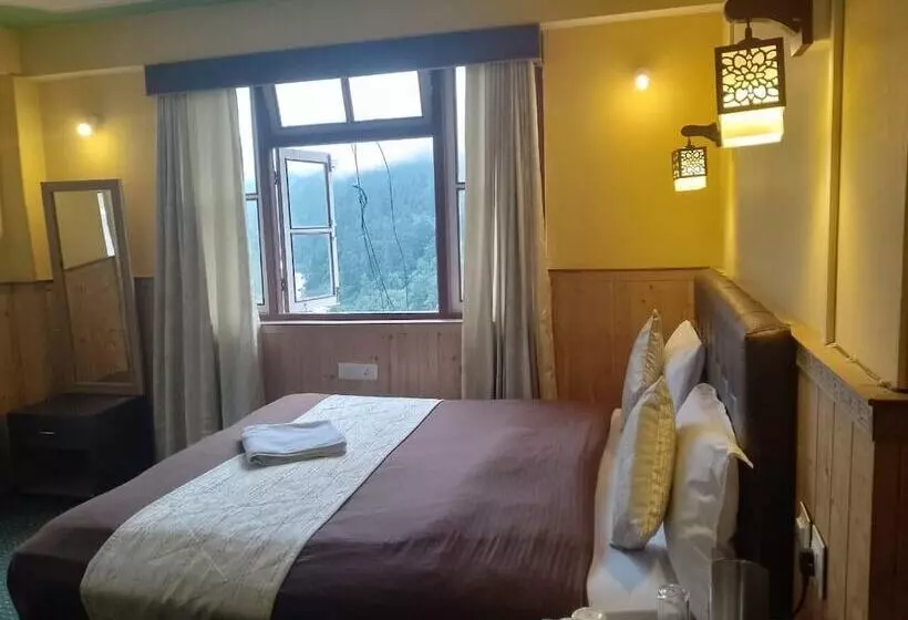 Hotelli Rufina Lachen Deezong