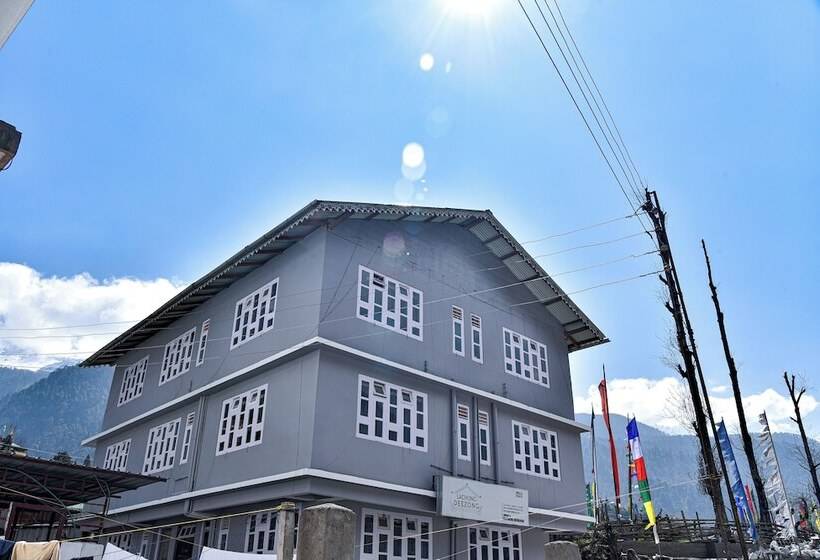 Hotelli Rufina Lachung Deezong