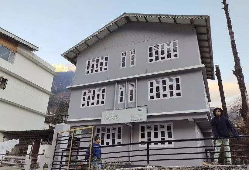 Hotelli Rufina Lachung Deezong