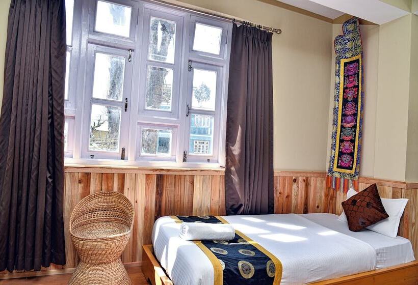 Hotelli Rufina Lachung Deezong