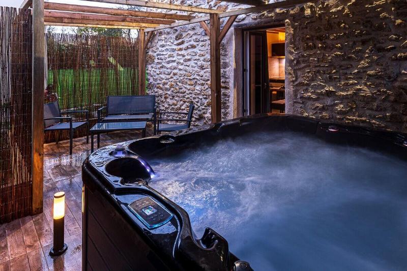 Отель Suite Spatio