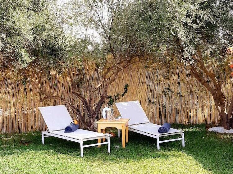 هتل The Farm Lodges And Spa